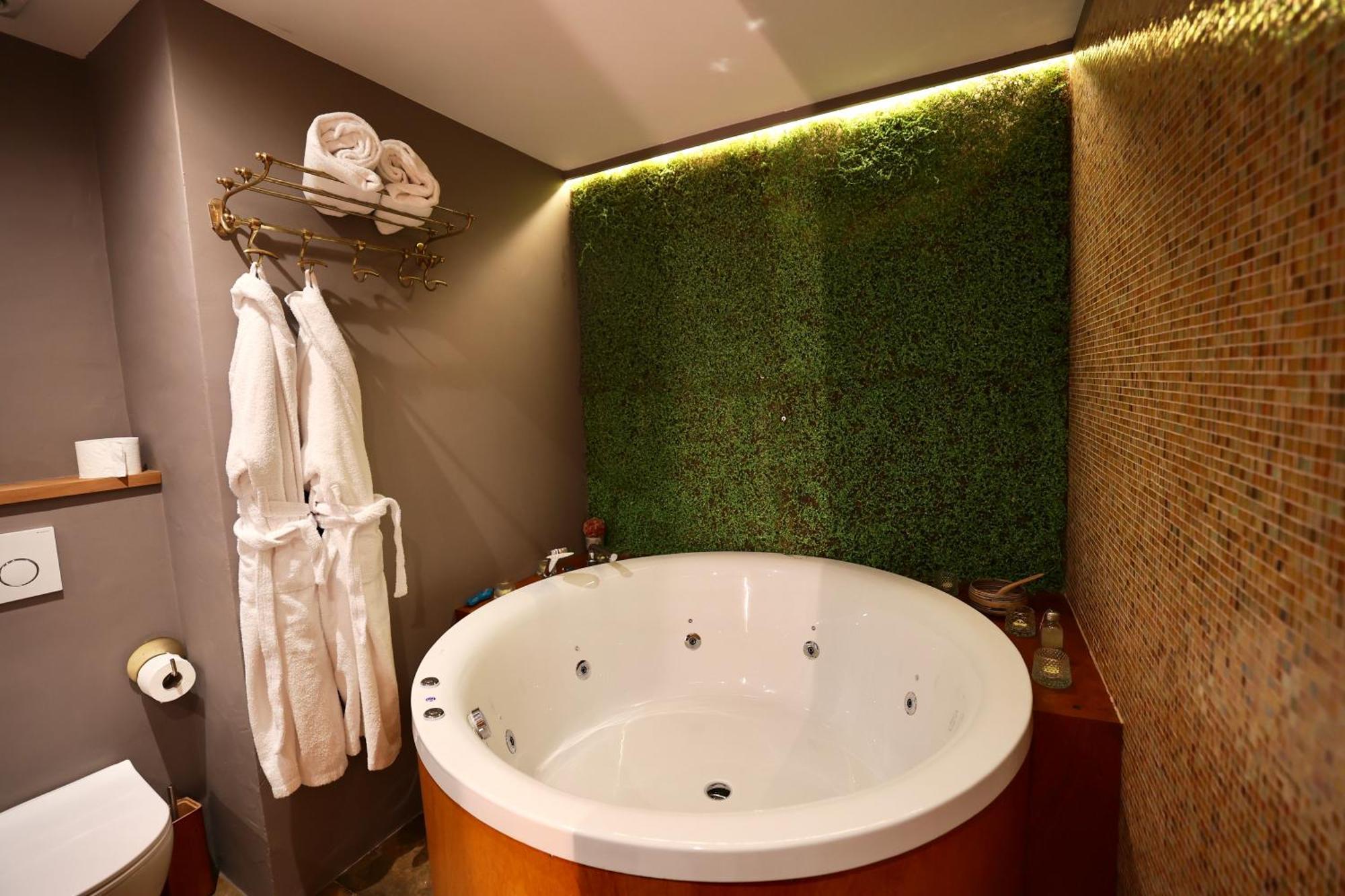 La Indiana De Begur, Petit Hotel Boutique (Adults Only) Bagian luar foto